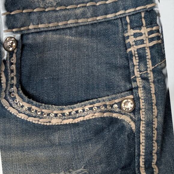 New ROCK REVIVAL Capri Denim Jeans KAI Light Wash Rhinestone Pockets Women 28 - Picture 6 of 10